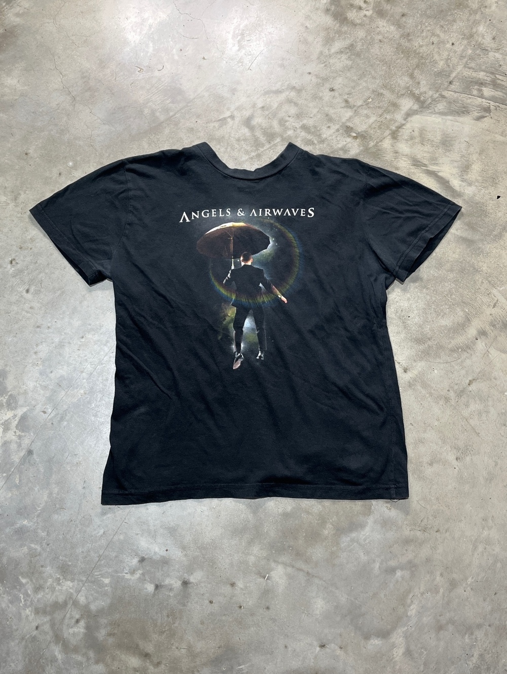 Angels & Airwaves Preowned Medium T-shirt - Picture 2 of 5